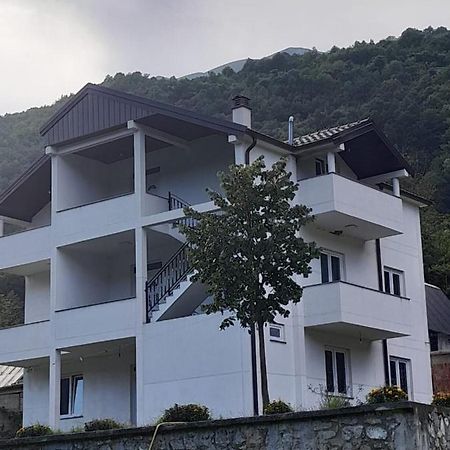 Guest House Florini 2023 Fierze Dış mekan fotoğraf